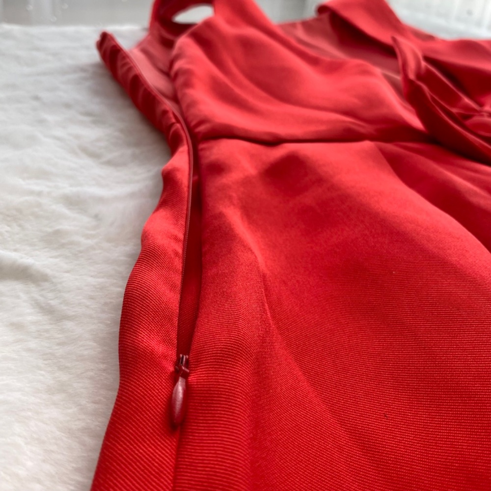 NWT Red Dress Boutique Open Back Red Dress With Bow in Size Medium - Picture 10 of 16